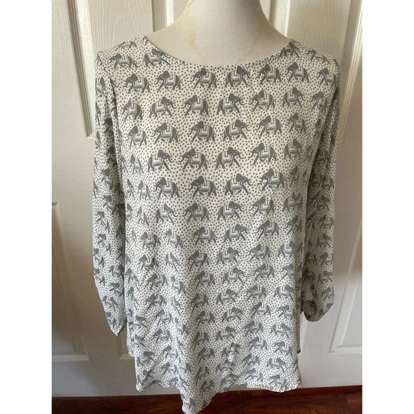 MIX 41 Hawthorn Womens Top Blouse Large Elephants Roll Tab Boho Animals Gray - Picture 1 of 10